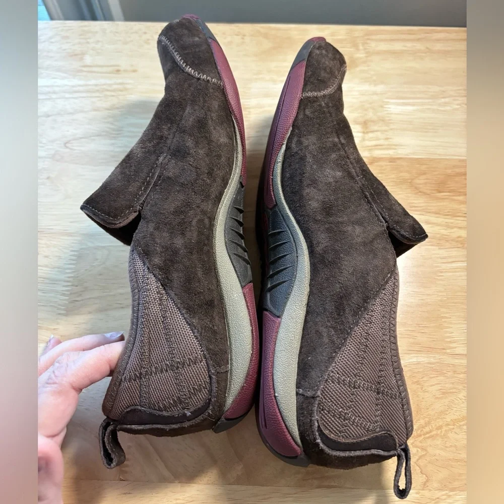 Merrell Women 7.5 Brown Suede Slip On Bisect Coffee Bean
